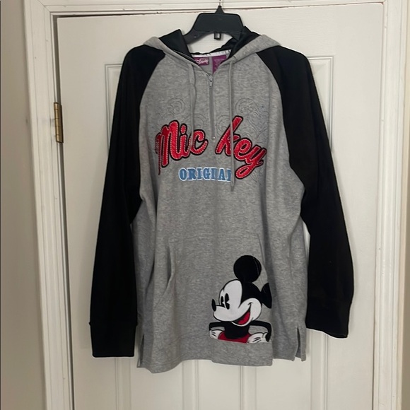Disney - Mickey Mouse Gray and Black Raglan Hoodie - size 2X - Picture 1 of 6